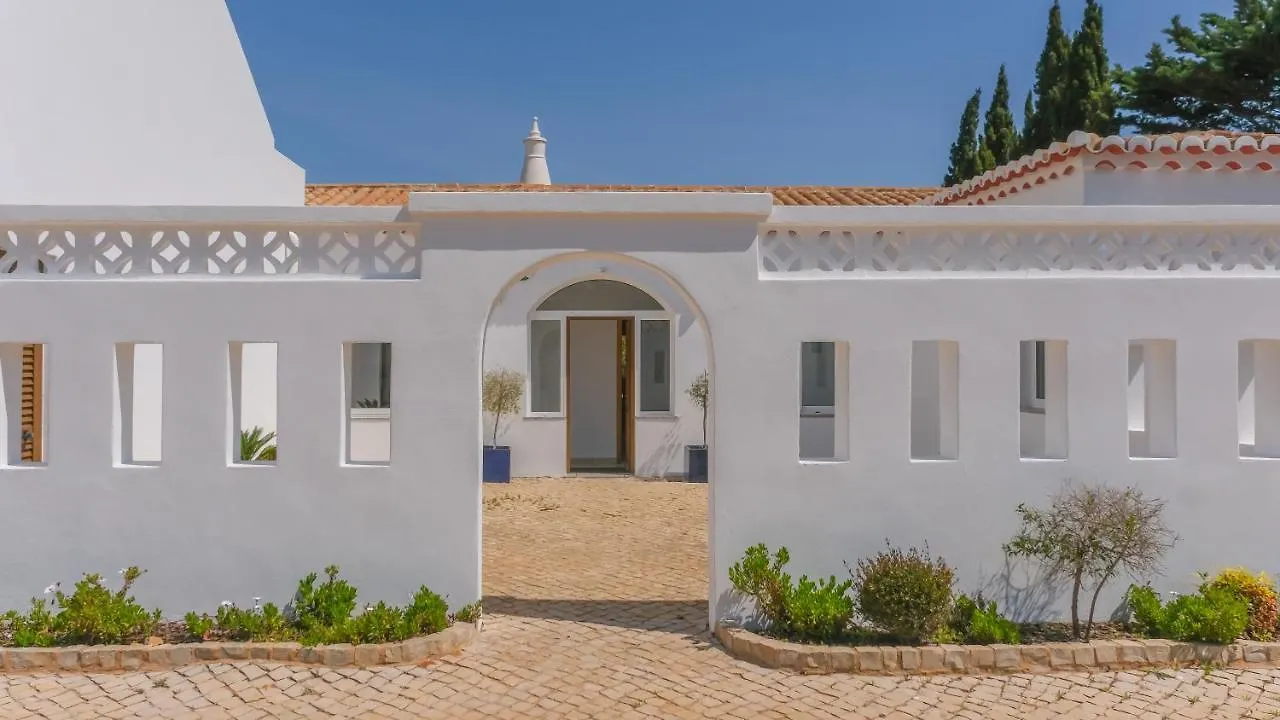 Casa Monte Cristo IV Lagos 0*,